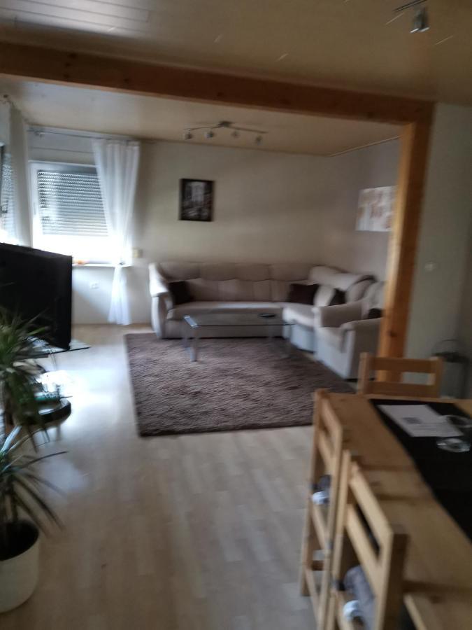 Ferienwohnung Lisa Bremm Zimmer foto